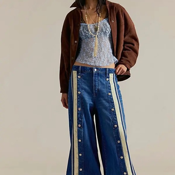 We The Free Blue Denim Jeans - Picture 4 of 15